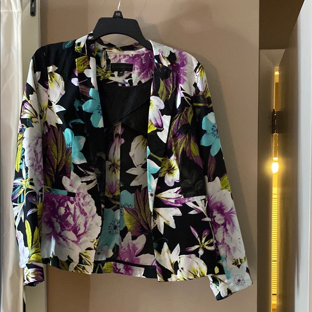 Worthington Black and Purple Floral Blazer